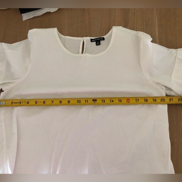 J. Crew|White Tiered bell sleeve top, Cotton with keyhole detail, size 12••• - Picture 12 of 13